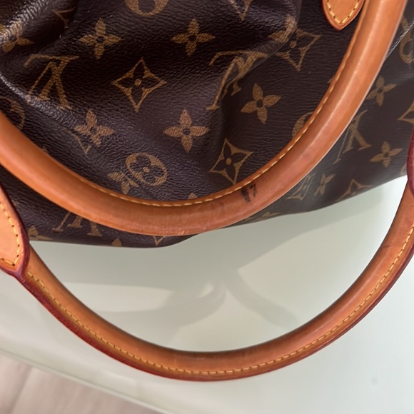 Authentic Louis Vuitton Monogram Tivoli GM Hand Tote Bag - Picture 10 of 12